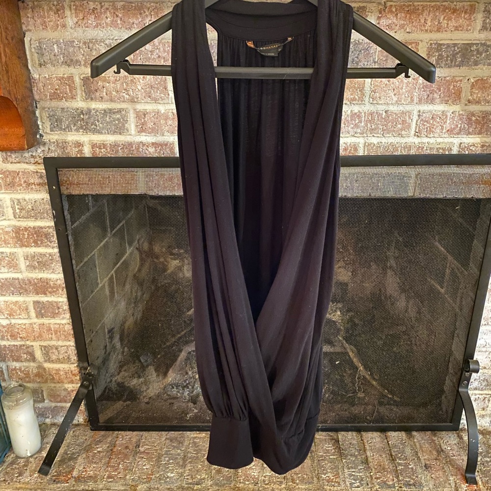 Short black party dress